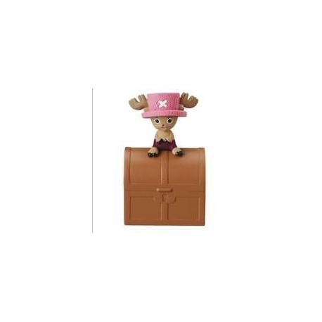 one piece goodies:chopper sur son coffre à tresor