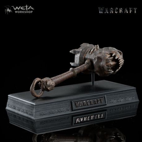 Warcraft réplique 1/6 Skullbreaker of Blackhand 20 cm